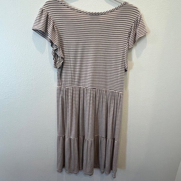Olivia Rae Women’s Striped Tiered Dress Flutter Sleeves Scoop Neck Elastic Large - Picture 6 of 10